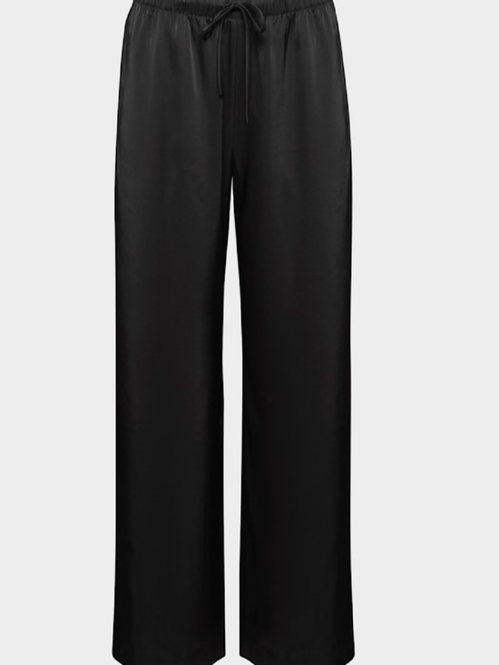 Aritzia Pants - XXS Aritzia Black Satin Lodge Pants